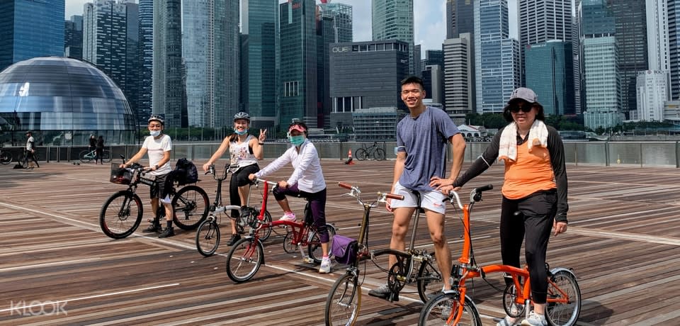 Singapore Brompton Bicycle Cycling Tour (Photo: Klook)



