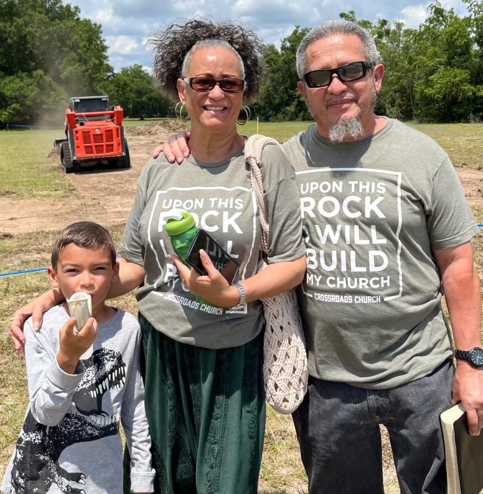 Thomas Dempsey, 6, and his great-grandparents: Yolanda and Salvador Giron.