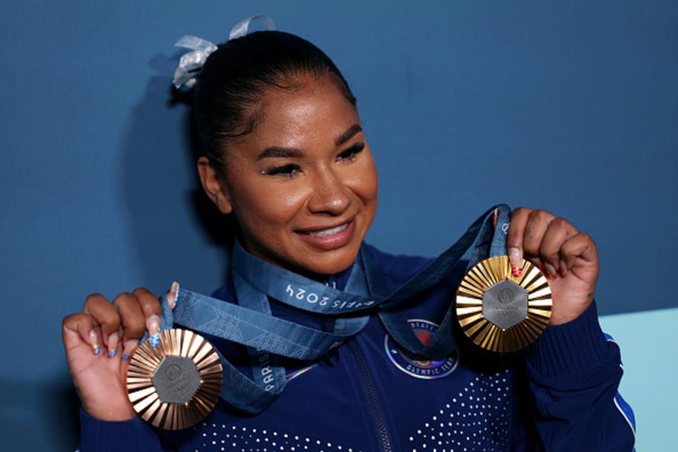 Jordan Chiles announces social media break after losing a bronze medal in a controversy over the floor routine scoring.   (Getty Images)