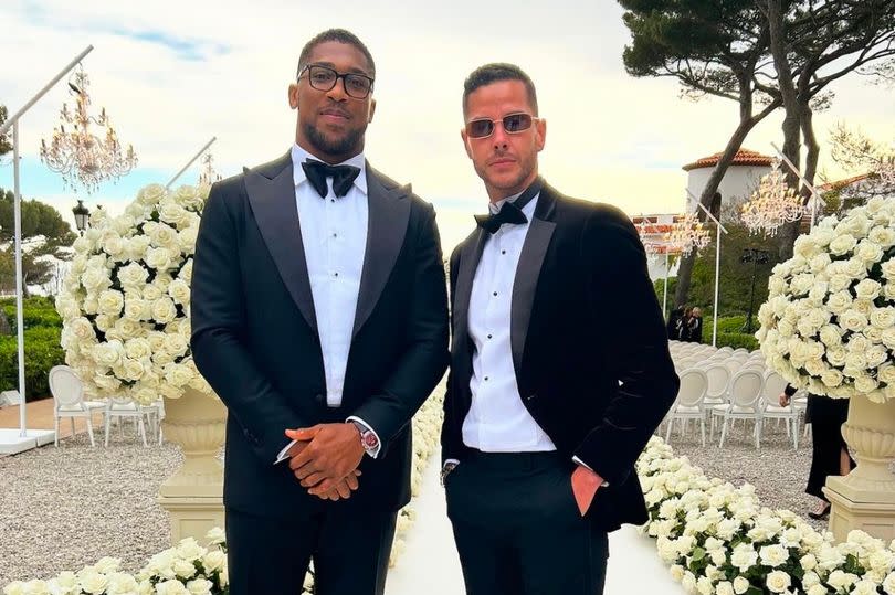 Anthony Joshua and Scott Thomas were among guests at the Kamani wedding -Credit:Instagram/@ScottThomas