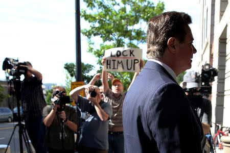 Former Trump campaign manager Paul Manafort arrives for arraignment on a third superseding indictment against him by Special Counsel Robert Mueller on charges of witness tampering, at U.S. District Court in Washington, U.S. June 15, 2018. REUTERS/Jonathan Ernst
