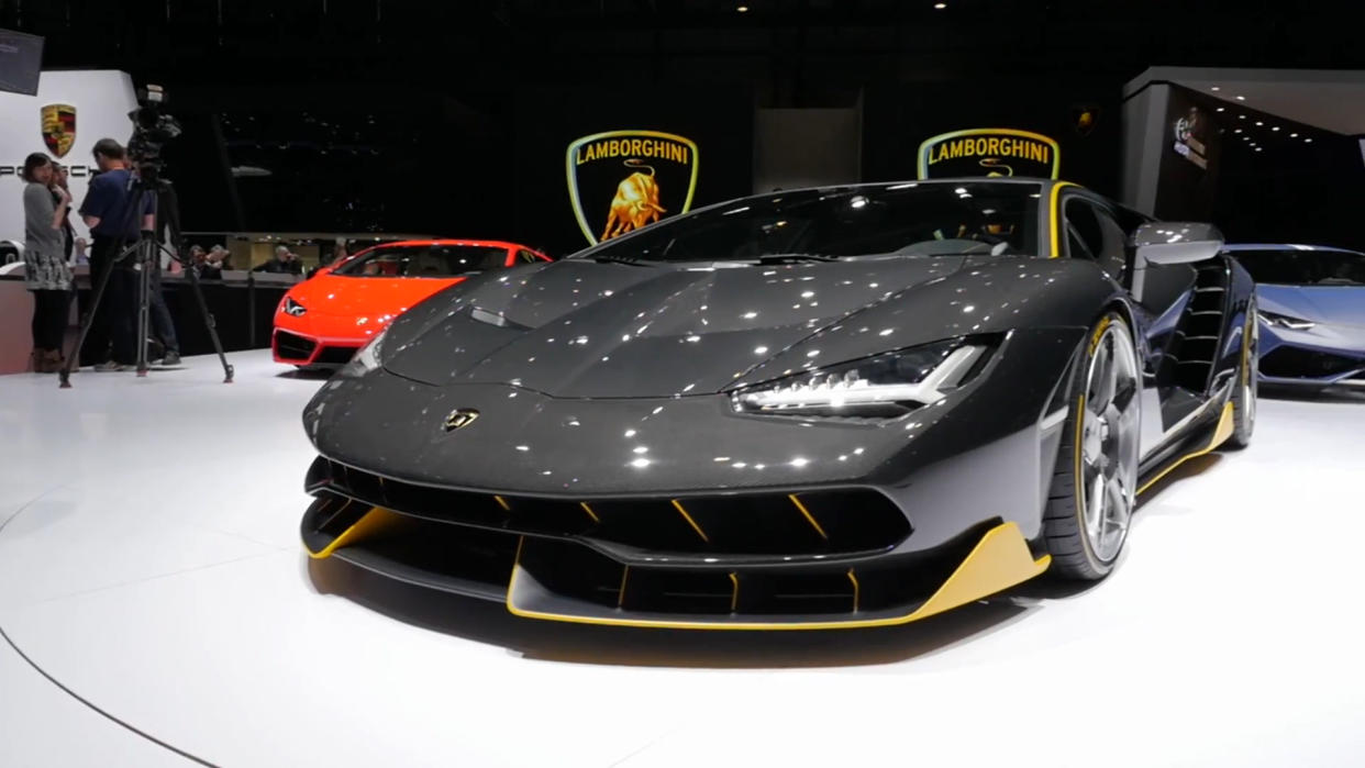 2017 Lamborghini Centenario  2016 Geneva Motor Show  Beauty-Roll