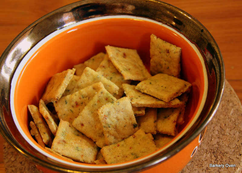 Wheat-Free Mackerel, Vege and Herbs Biscuit Image Credit: Barkery Oven)