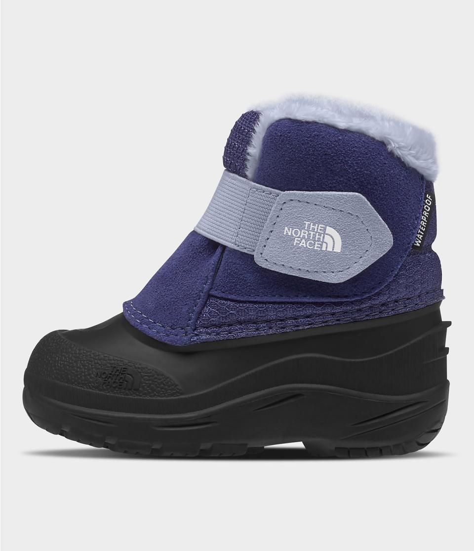 10 Best Toddler Boots That Keep Toes Warm, Mom-Approved 2024