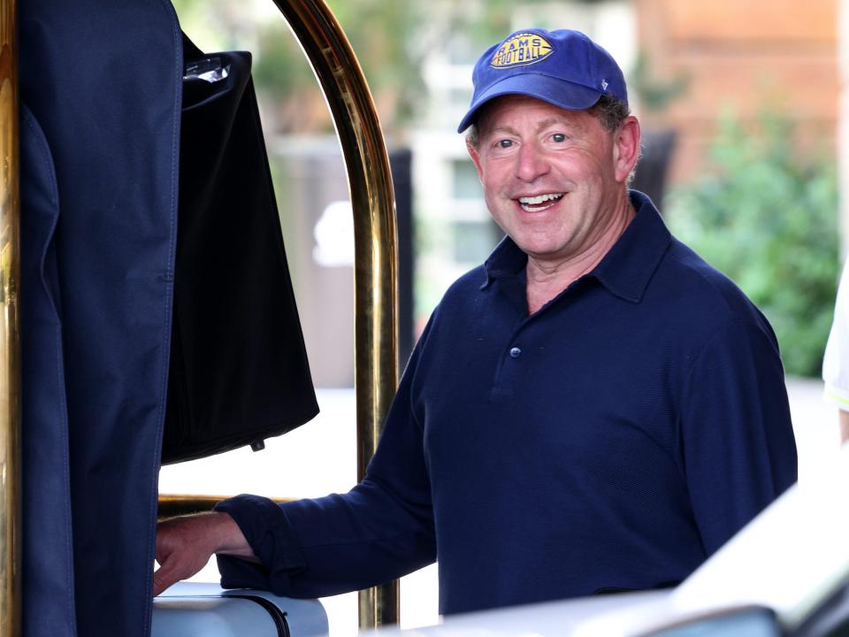 Bobby Kotick puts suitcase on hotel trolley