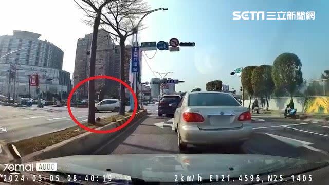 民眾行車紀錄器錄下車禍瞬間。（圖／翻攝畫面）