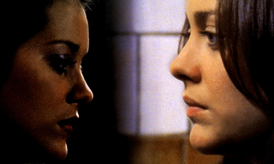 Marion Cotillard played twins Marie and Lucie, complete opposite, in 2001 French film Les Jolies Choses (Pretty Things). Breakthrough roles for Marion, she was nominated for a César Award for Most Promising Actress for her performance.