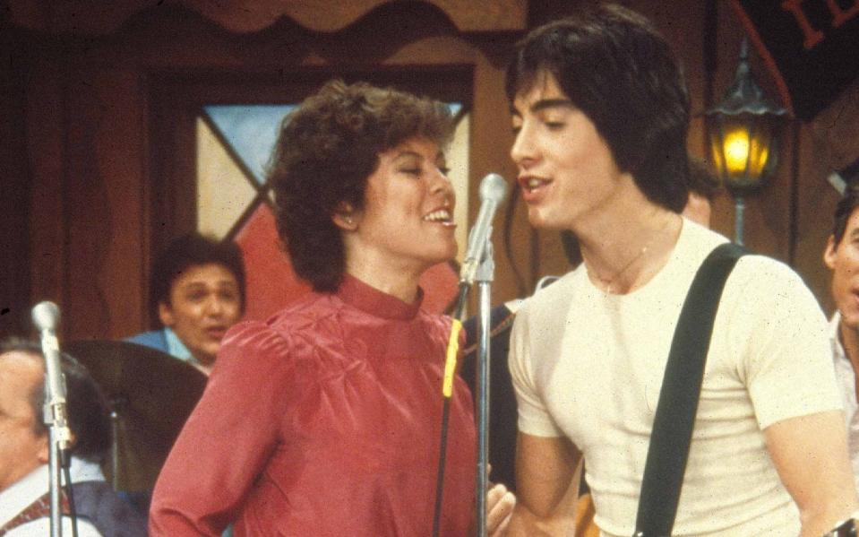 Moran and Baio during better times during an episode of Happy Days - Credit: Moviestore/REX/Shutterst​ock