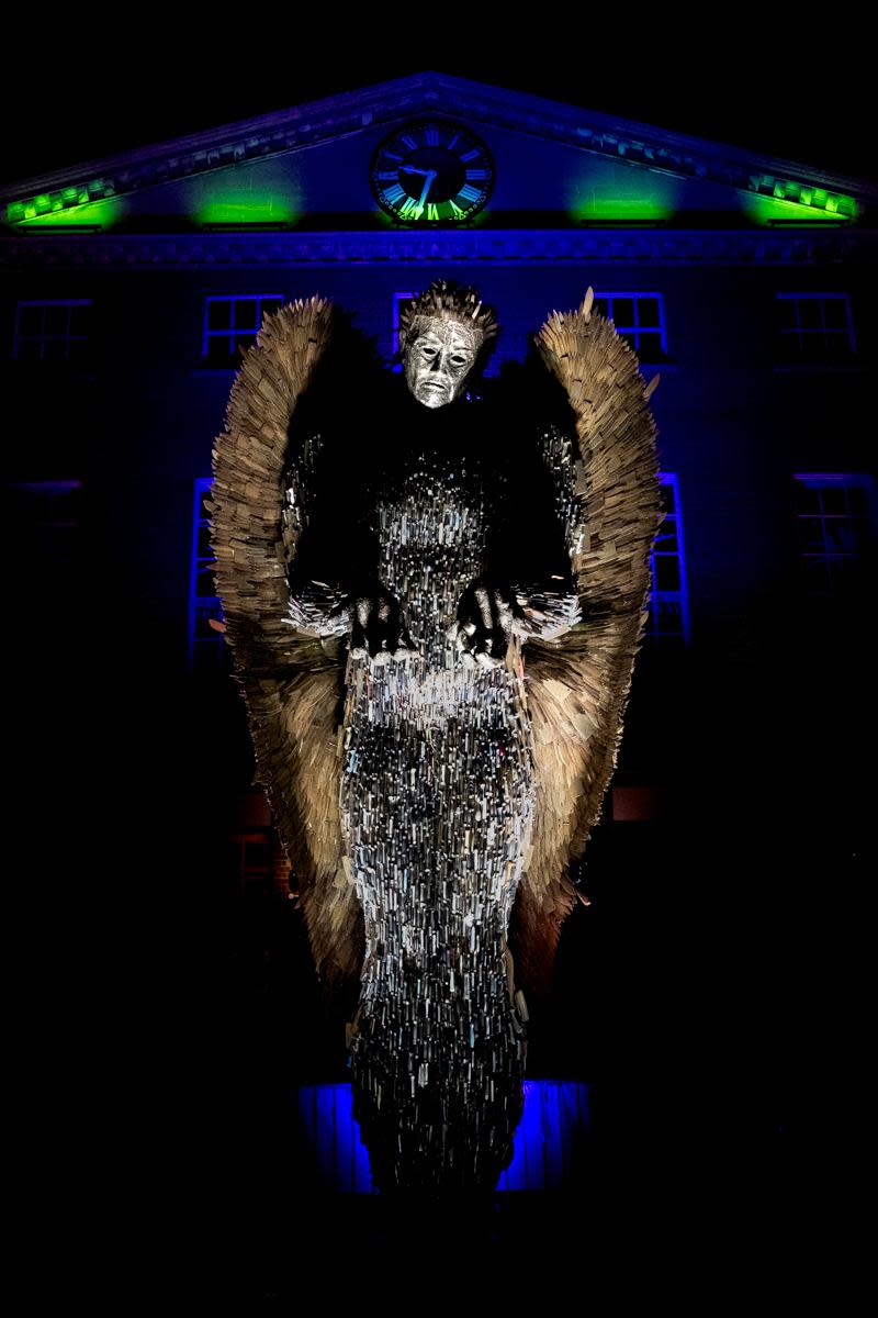 Somerset County Gazette: A better look at Quinton's photo of the Knife Angel at night.