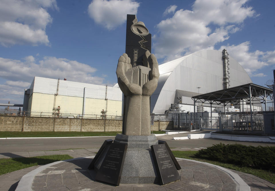 <p>A general view of the new Safe Confinement over the 4th block of the Chernobyl nuclear plant, in Ukraine, 20 April, 2018. (Photo: STR/NurPhoto via Getty Images) </p>