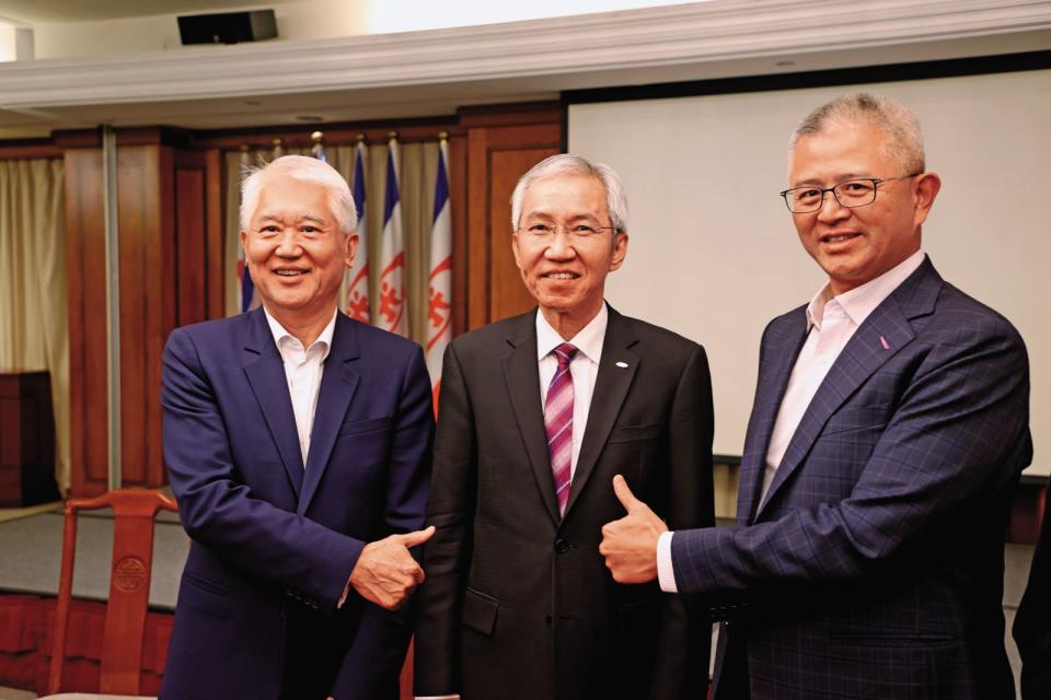 新壽去年成立60週年，洪士琪（右）、魏寶生（左）領軍的新經營團隊出三招改善體質。（聯合知識庫）