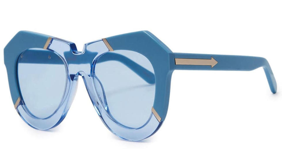 <p><a href="http://www.harveynichols.com/134709-one-splash-blue-oversized-sunglasses/?istCompanyId=c721e458-728e-4a28-bc83-6a1d2abf7708&istItemId=qtlmaxlai&istBid=tzwr&_%24ja=tsid:73439%7ccid:311913993%7cagid:26979758193%7ctid:pla-186800644833%7ccrid:84471691473%7cnw:g%7crnd:7129158976642893315%7cdvc:c%7cadp:1o6&gclid=CMf9keG0icwCFUqdGwod2J8P2A&gclsrc=aw.ds" rel="nofollow noopener" target="_blank" data-ylk="slk:Buy them here.;elm:context_link;itc:0;sec:content-canvas" class="link ">Buy them here.</a></p>