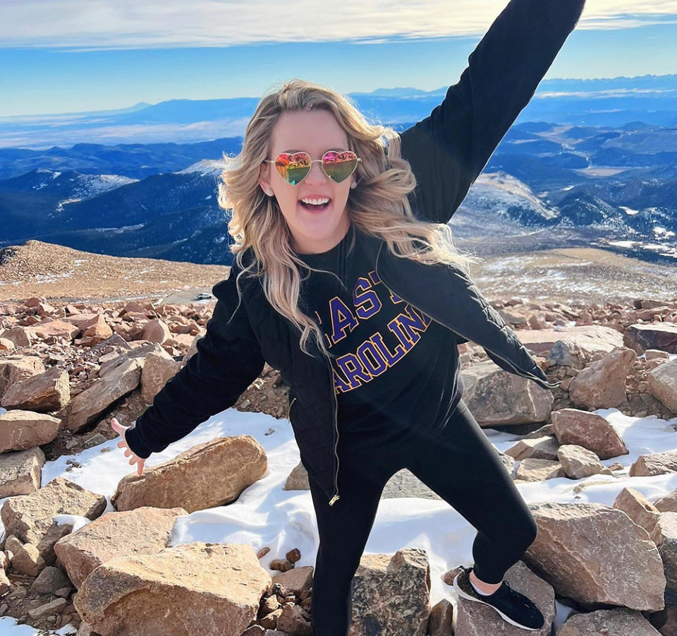 Sora Schools teacher Angela Anskis visited Pikes Peak in Colorado last November. Teaching remotely allows her more opportunities to travel, she said. (Courtesy of Angela Anskis)