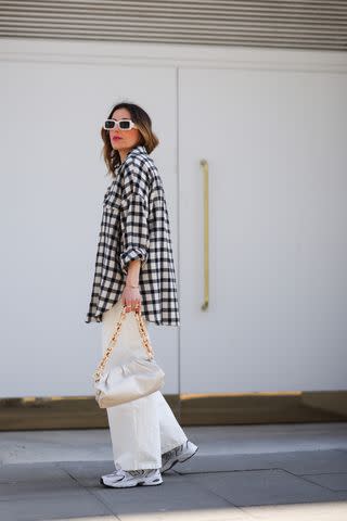 14 Flannel Outfit Ideas to Add to Your Fall Mood Board