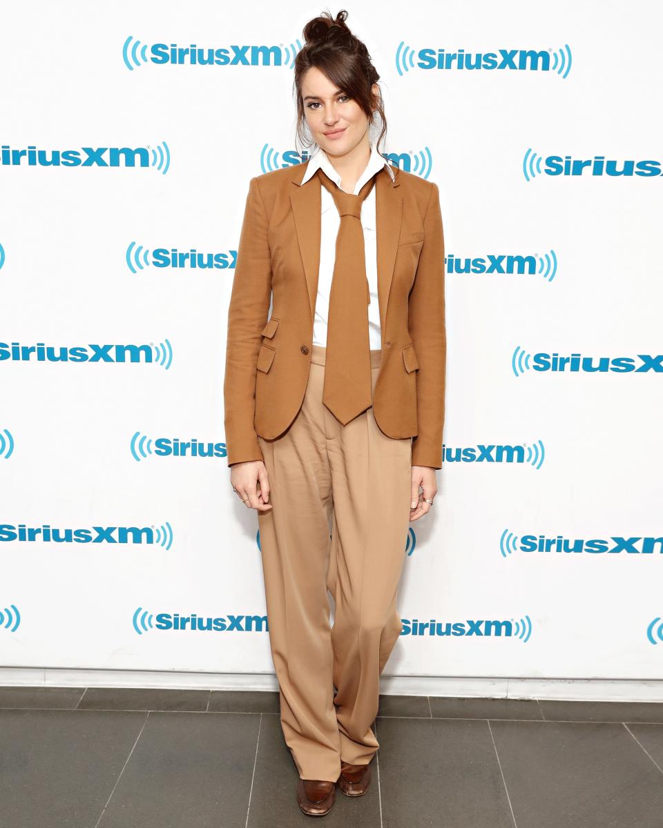 Shailene Woodley in a Big Little Tie.