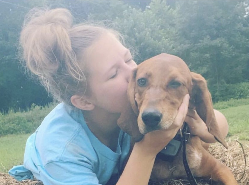 Jennarae Nicole Goodbar died on Saturday while trying to save the life of her dog, Cash. (Photo: via <a href="https://www.gofundme.com/sweet-memories-of-jennarae?fbclid=IwAR3ptcV2EESXEF3stY4a8Vm9IhCjbhVd8mOvXvUyoHquM5bcsXL5G80Uz7M" rel="nofollow noopener" target="_blank" data-ylk="slk:GoFundMe;elm:context_link;itc:0;sec:content-canvas" class="link ">GoFundMe</a>)