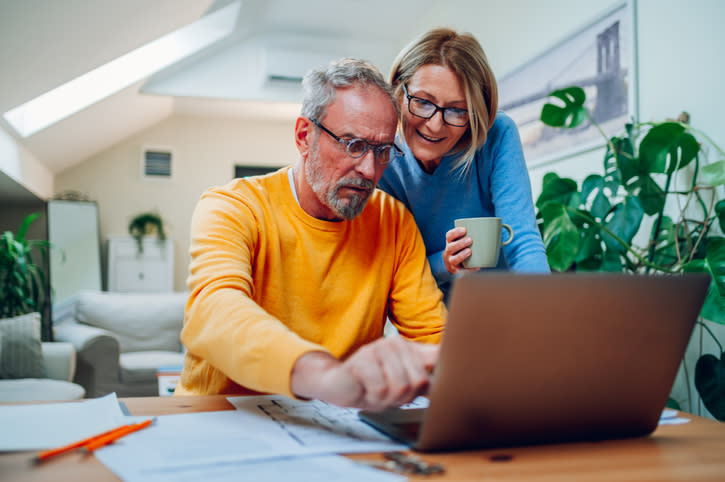 Husband and wife prepare tax returns