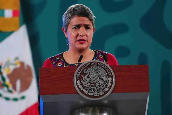 karla quintana renuncia