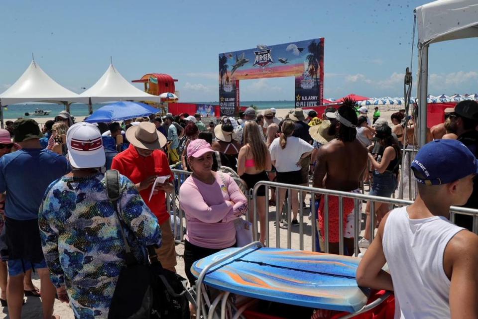 Crowds watch sea events at the Hyundai Air & Sea Show 2022 in Miami Beach on Saturday, May 27, 2023.