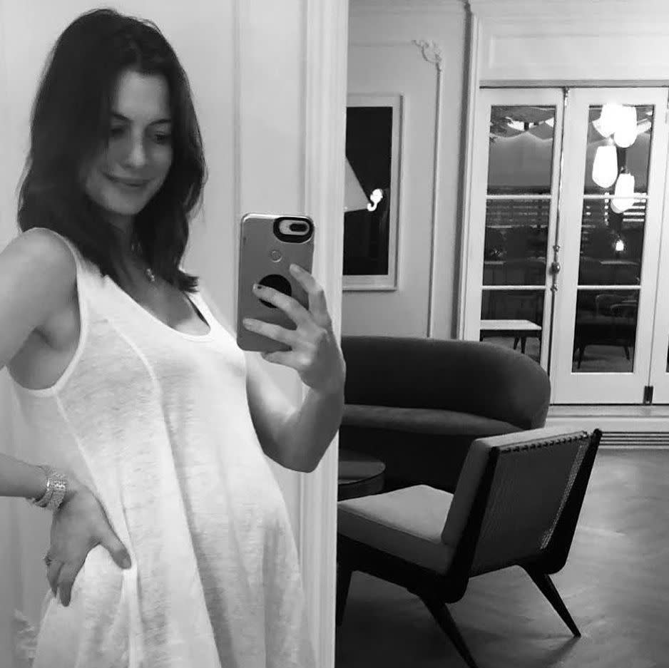 Anne Hathaway's Baby Bump Made Its Red Carpet Debut!