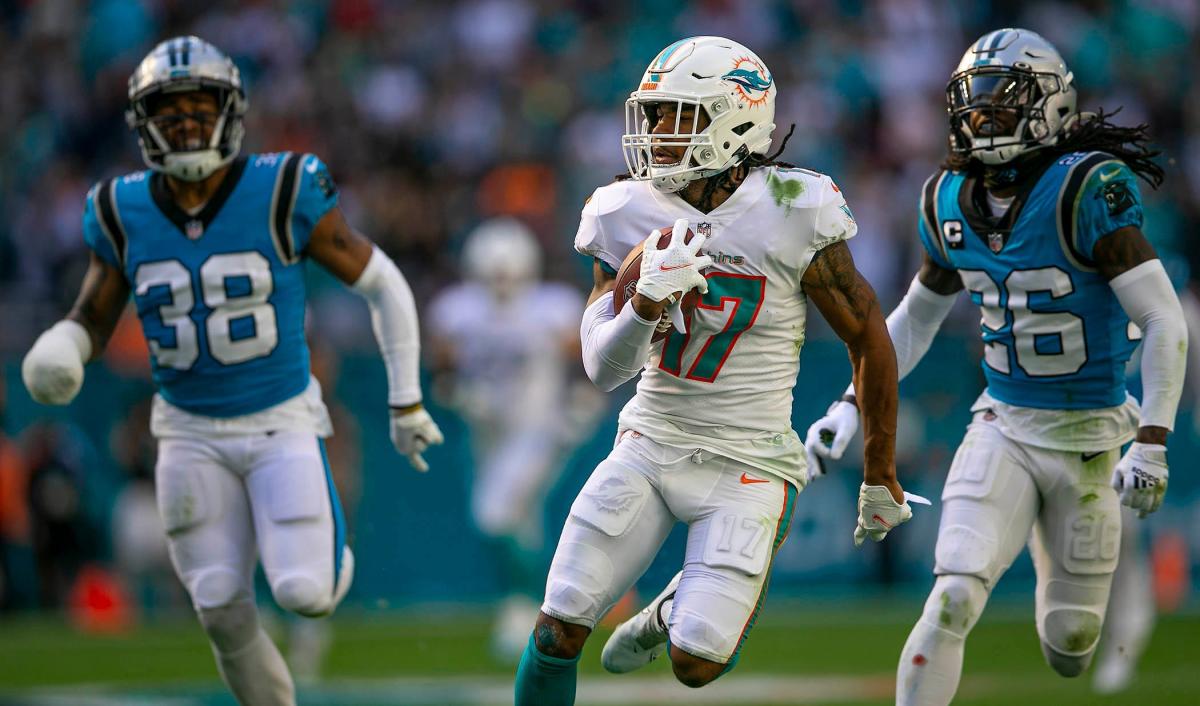 Miami Dolphins predictions: Are NFL experts giving the Broncos a