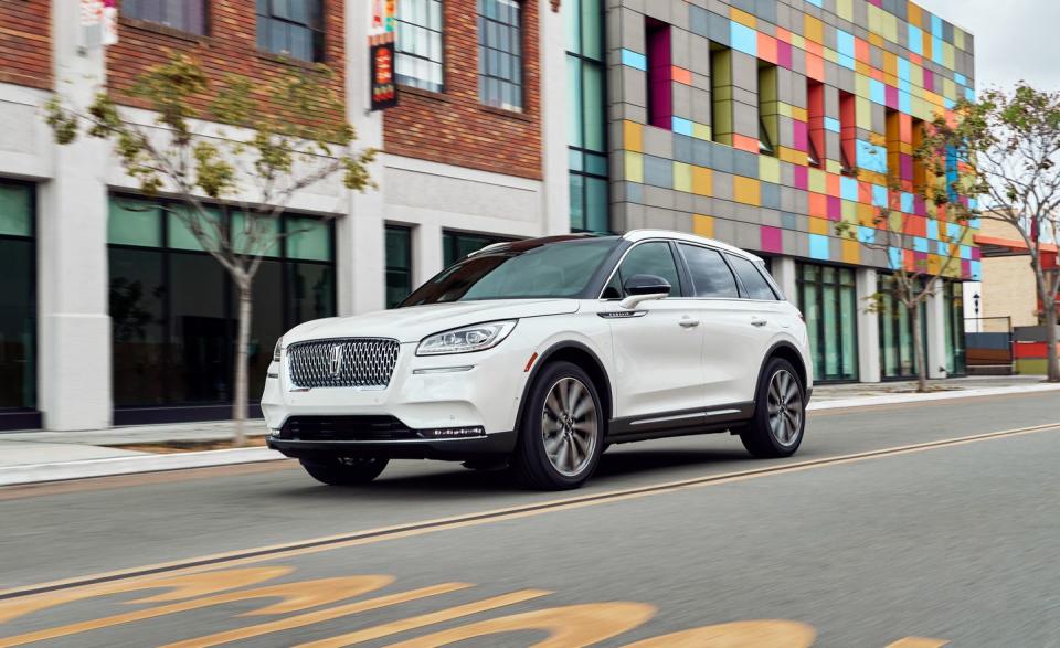 View Photos of the All-New 2020 Lincoln Corsair