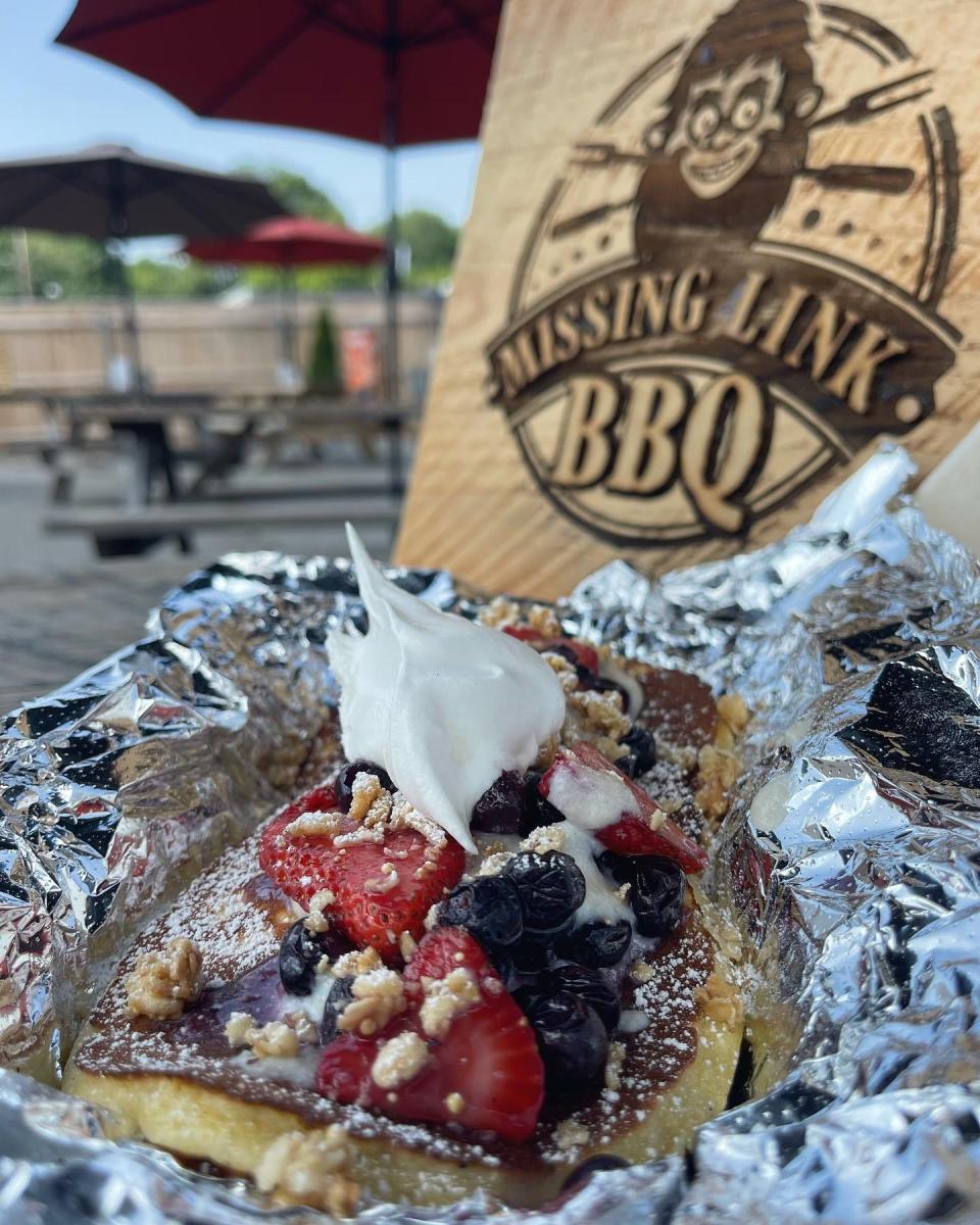 In honor of Fourth of July, Missing Link BBQ served up a Berry Patriotic Cake, with macerated strawberries and blueberries, sweet ricotta, granola crumble and whipped cream.