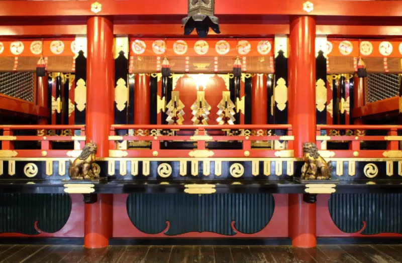 ▲京都八坂神社本殿因外國遊客在參拜時玩弄搖鈴造成亂象，導致殿方宣布新規定。（圖／翻攝自八坂神社官網）