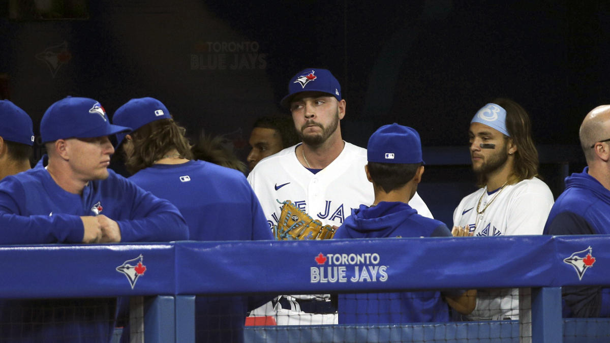 Blue Jays' George Springer rips leadoff homer in first at-bat against  Astros in Houston