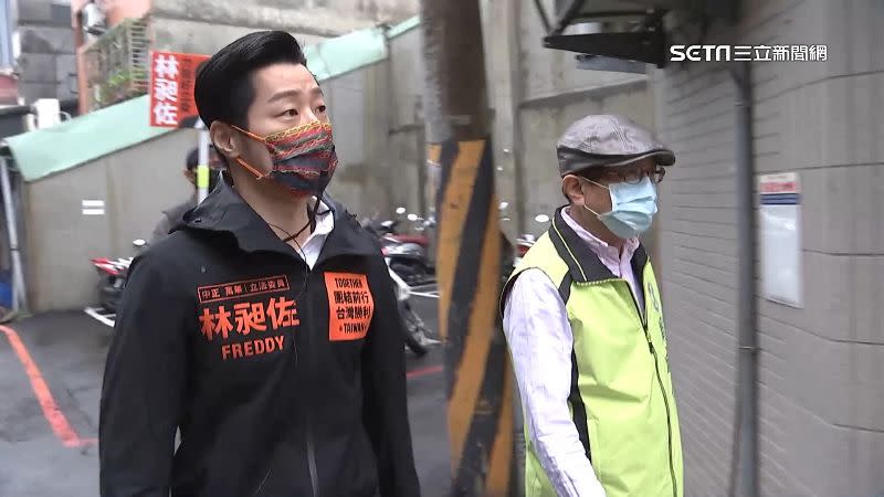 林昶佐掃街拜票範圍更是推進深藍選區中正區。