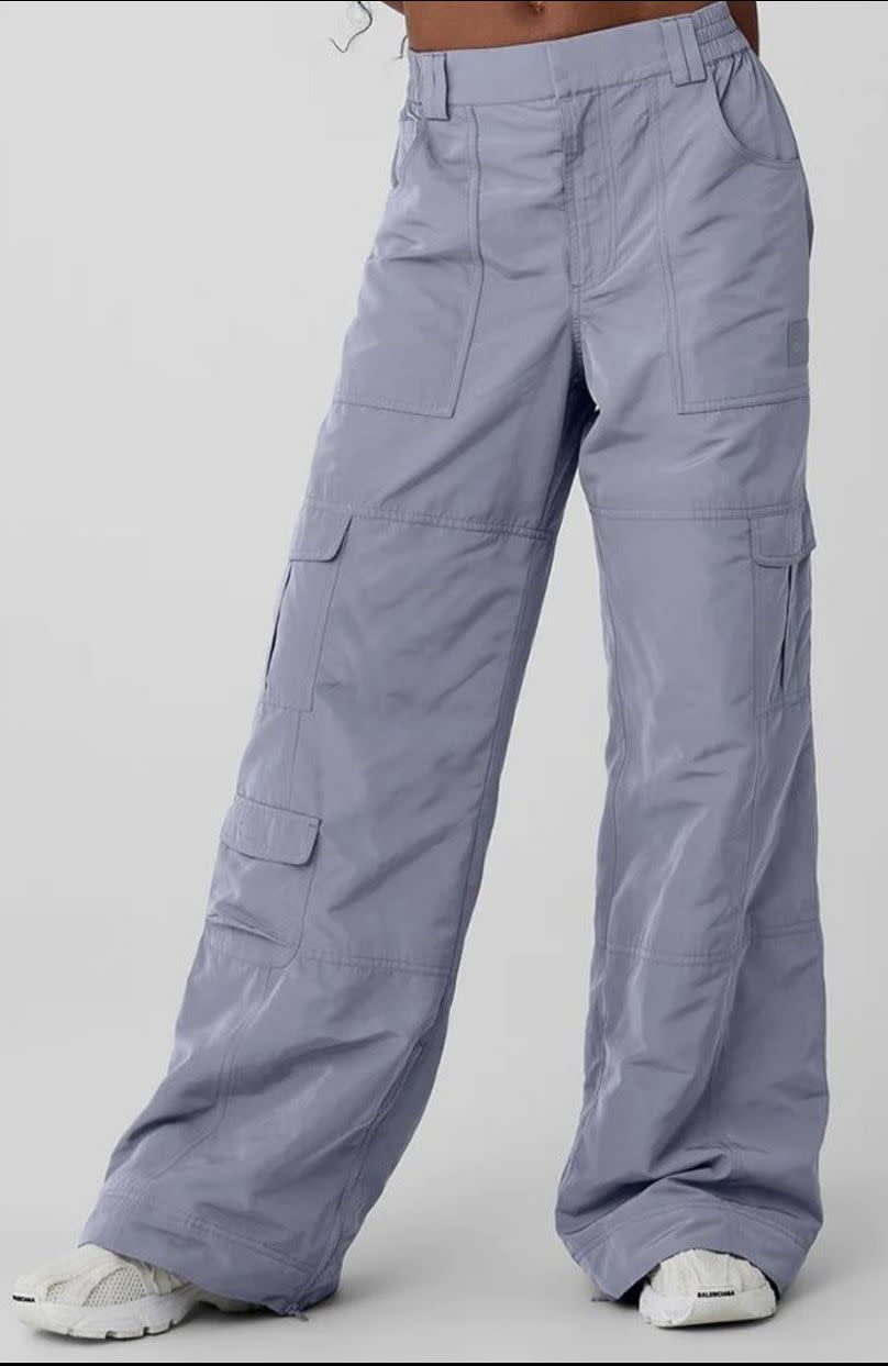 The Alo Yoga High-waist ski-moto puffer pant is perfect for aprs ski cool