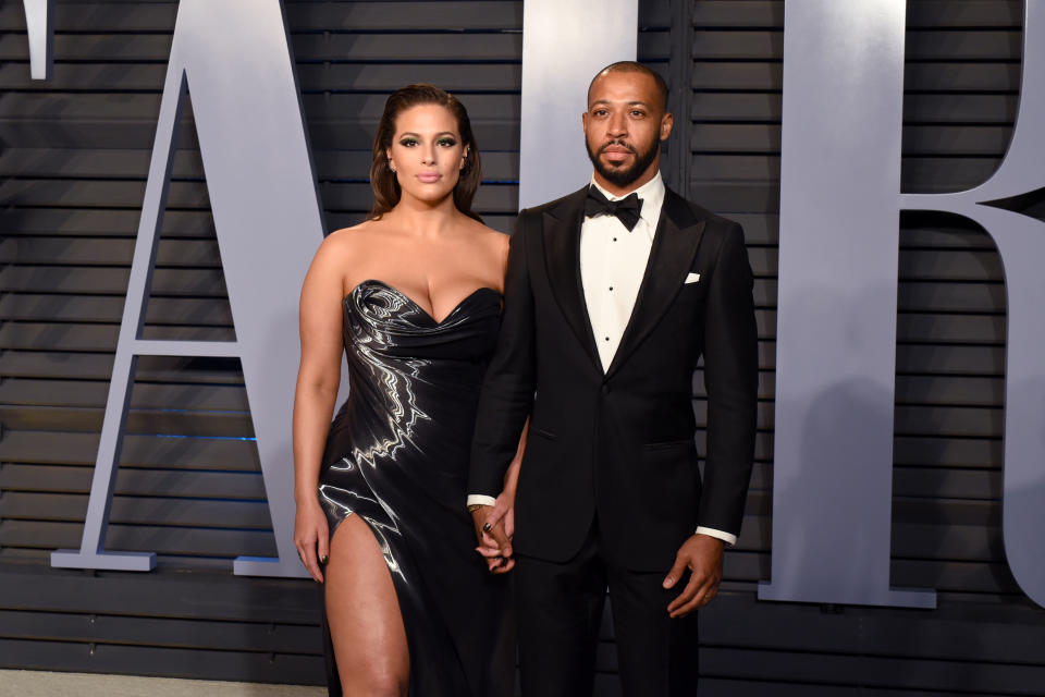 BEVERLY HILLS, CA - MARCH 4: Ashley Graham and Justin Ervin attend 2018 Vanity Fair Oscar Party Hosted By Radhika Jones - Arrivals at Wallis Annenberg Center for the Performing Arts on March 4, 2018 in Beverly Hills, CA. (Photo by Presley Ann/Patrick McMullan via Getty Images) *** Local Caption *** Ashley Graham;Justin Ervin