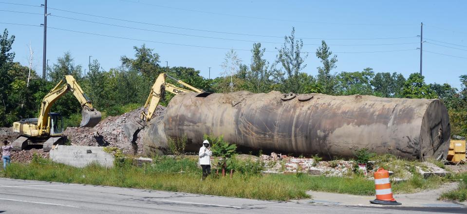 A 30,000-gallon tank is one of two being removed from the former Quin-T Tech Paper and Boards property near East 16th and French streets in Erie.