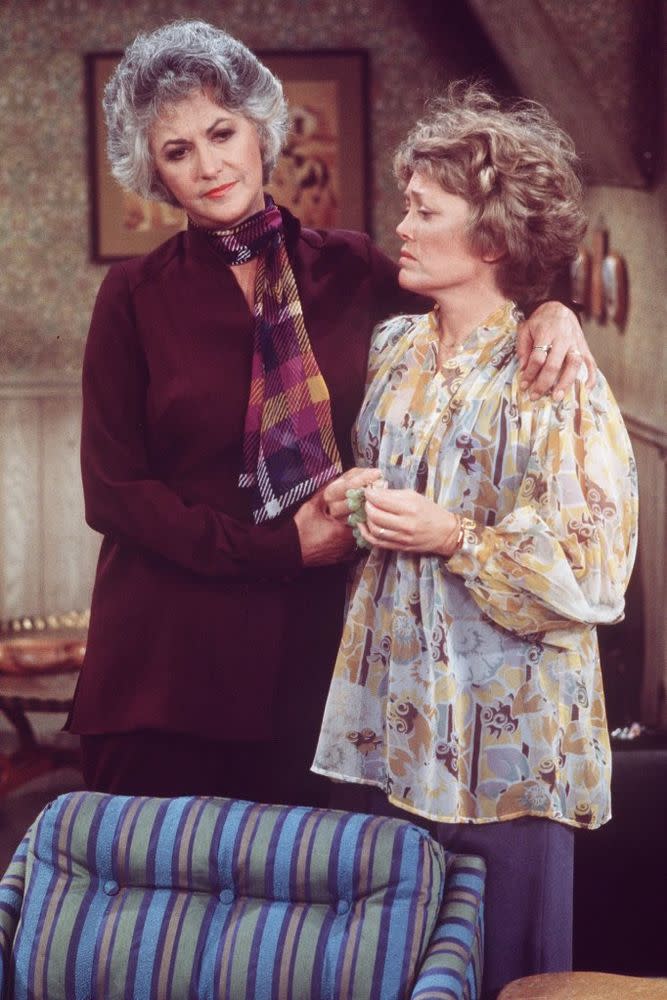 Bea Arthur (L) and Rue McClanahan