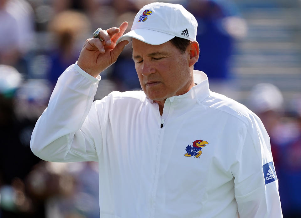 LAWRENCE, KANSAS - AUGUST 31:  Head coach Les Miles of the Kansas Jayhawks during warm-ups prior to the game against the Indiana State Sycamores at Memorial Stadium on August 31, 2019 in Lawrence, Kansas. (Photo by Jamie Squire/Getty Images)