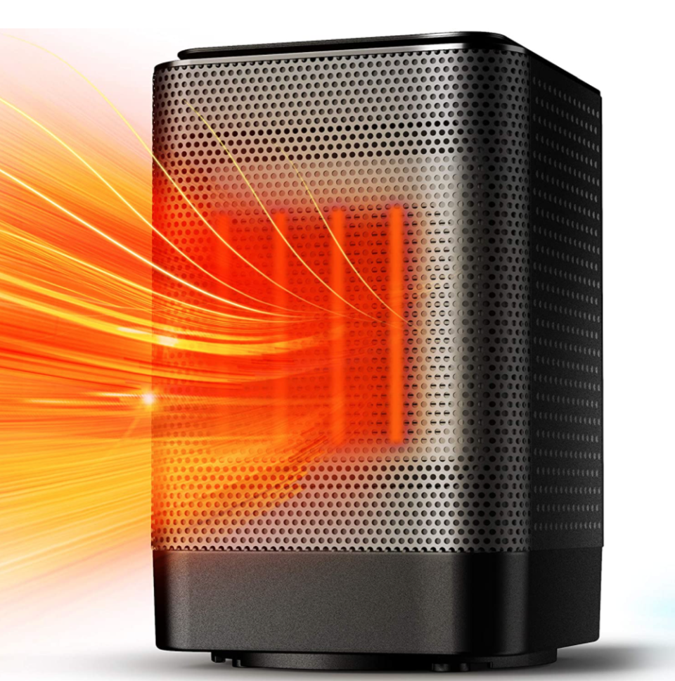 ALROCKET Oscillating Space Heater (Photo via Amazon)