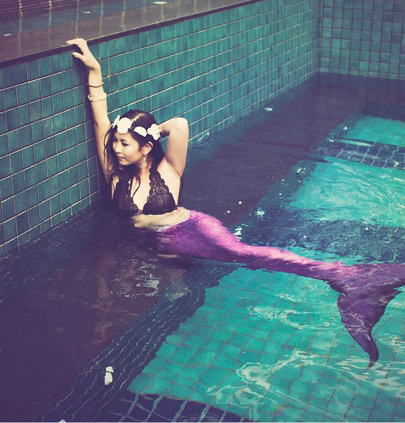 Mermaid Cara Nicole Neo is a Singapore who's joined the global mermaid trend. (Photo: Cara Nicole Teo)