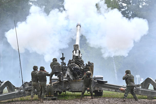 Lego Tank Fires Soccer Ball Cannon