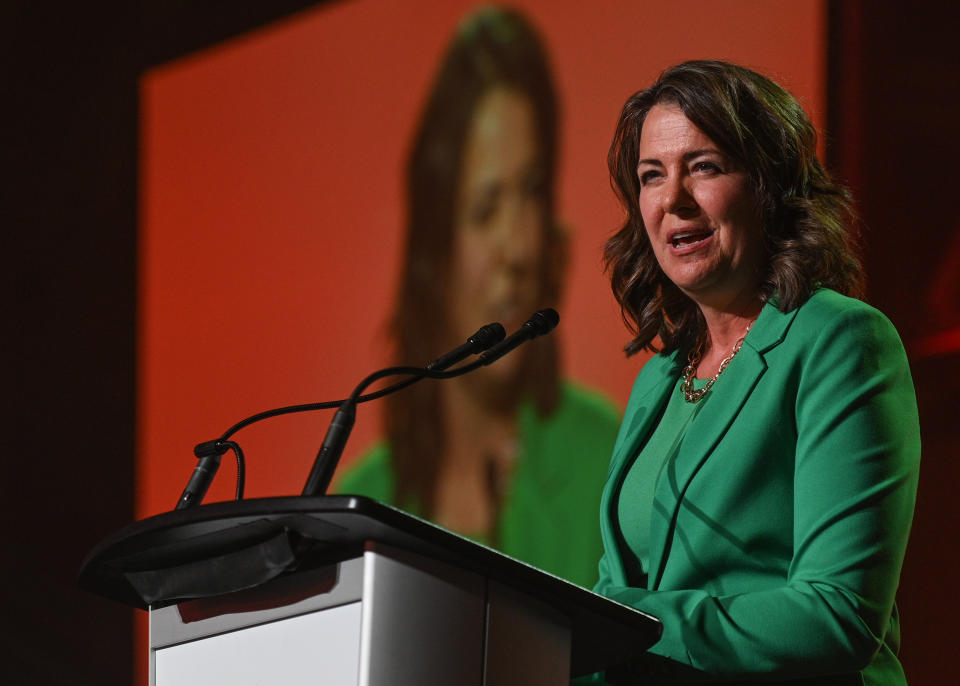 Alberta Premier Danielle Smith announced proposed policy changes that would impact transgender minors. (Image via Getty Images)