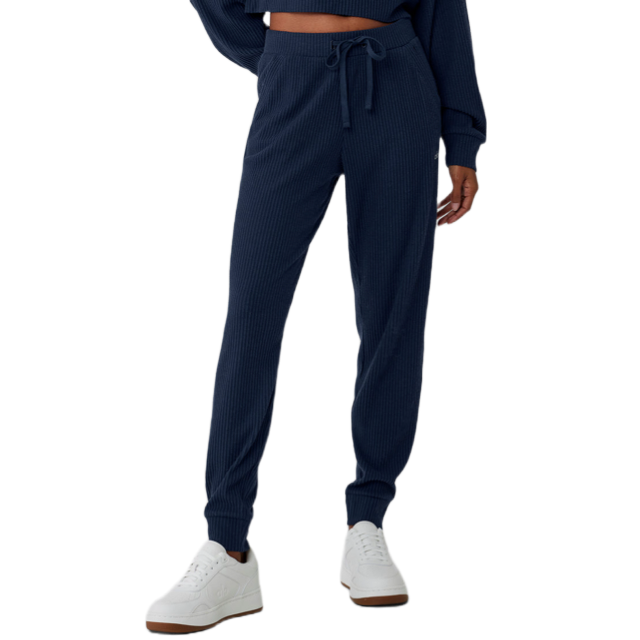 Best Sweatpants for Women 2024: Nike, Lululemon, Aerie, Amazon & SKIMS