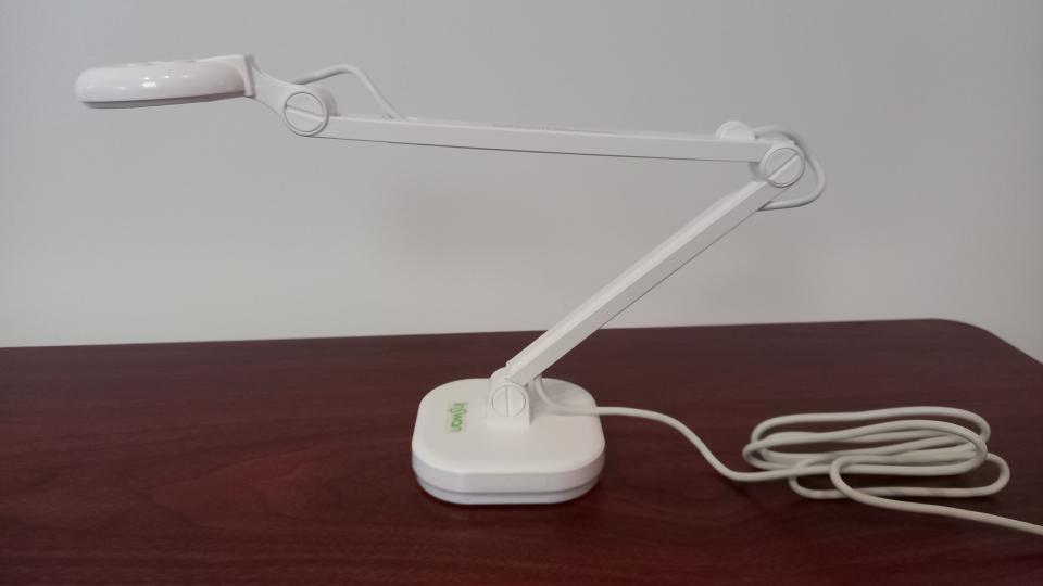 Inswan Ins-2 document camera on desk