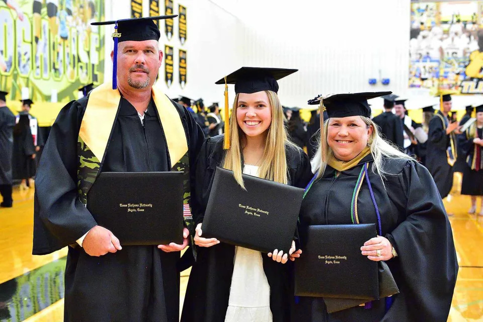 Dustin Wyatt/Texas Lutheran University (L-R) Greg, Ashley and Robyn Adams