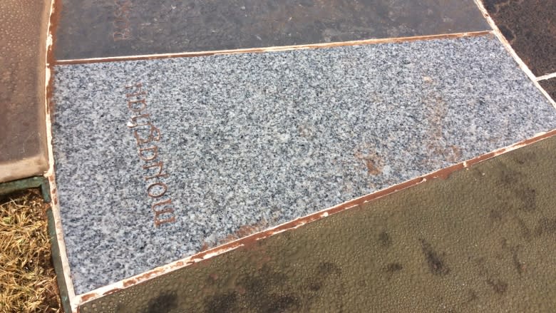 Replacement stones in Charlottetown's Irish monument from Quebec, not counties of Ireland