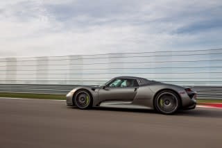 2015 Porsche 918 Spyder