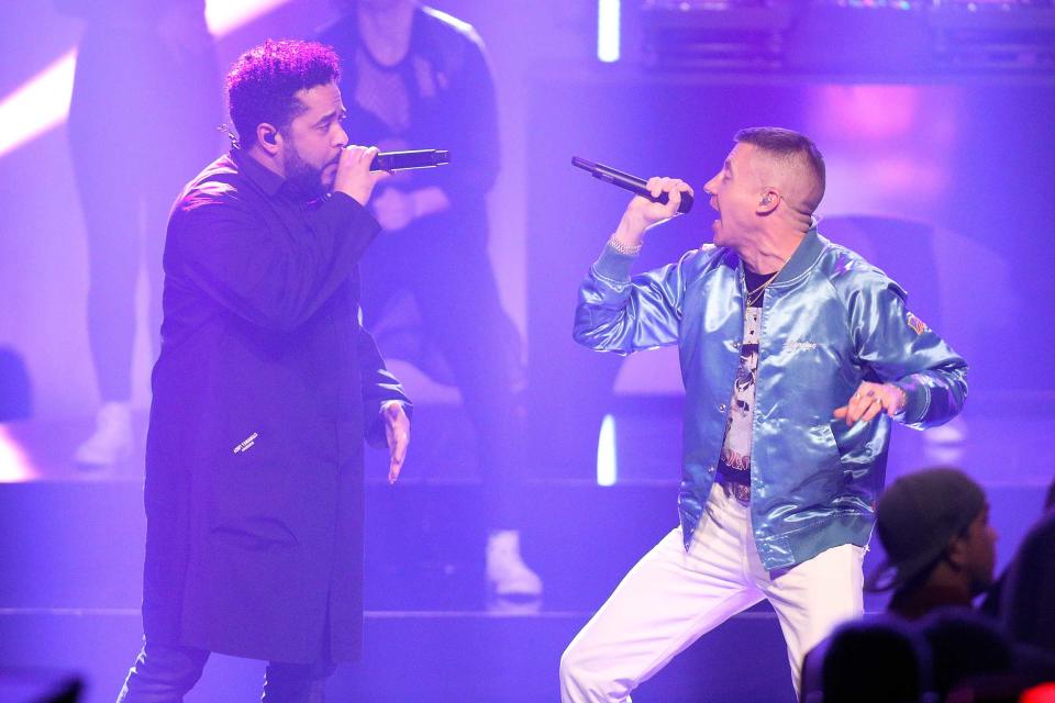 Adel Tawil und Macklemore zusammen auf der Bühne. (Bild: Getty Images)