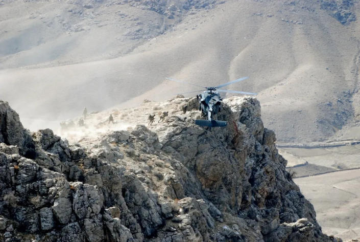 U.S. special forces are extracted from a mountain in Zabul province, Afghanistan, in 2010. No indication of whether they were fleeing a giant or not. (Army)