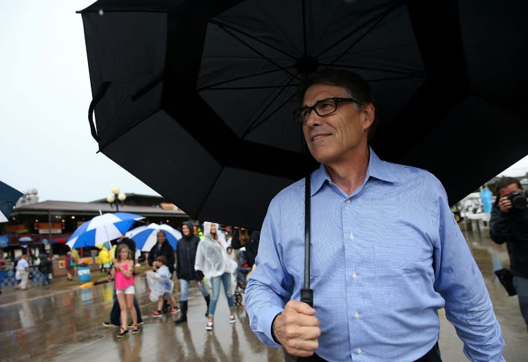 Republican presidential candidate, former Texas governor Rick Perry can reportedly no longer pay many staffers, but he insists on soldiering on, saying it's not a sprint but a marathon
