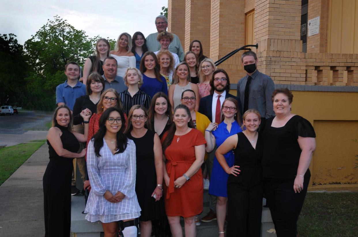 The Smithville Area Chamber of Commerce and the Smithville Education Foundation last week hosted the annual Top 10% Honor Banquet for the top 10% Smithville school district graduates.