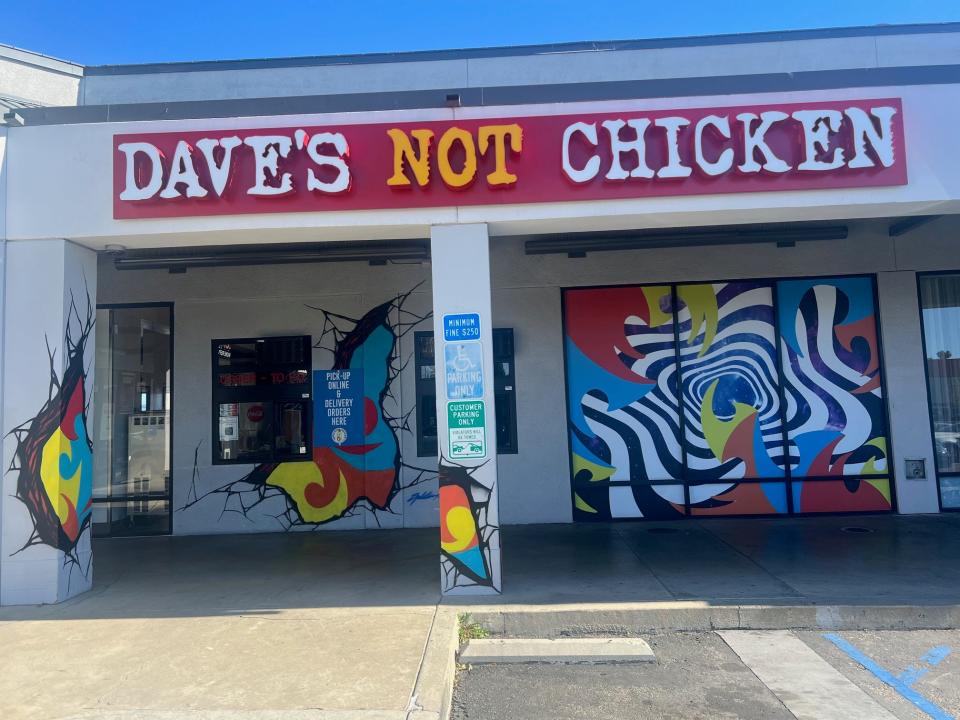 Dave's Not Chicken sign in Santa Ana