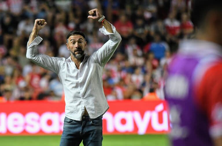 Kily González, el DT de Unión, personaje y símbolo del fútbol argentino